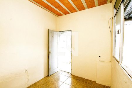 Quarto 1 de casa para alugar com 3 quartos, 98m² em Carlos Prates, Belo Horizonte