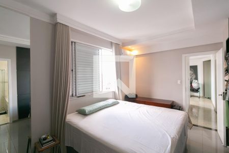 Apartamento à venda com 4 quartos, 244m² em Castelo, Belo Horizonte