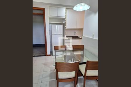 Sala de apartamento para alugar com 1 quarto, 51m² em Caminho das Árvores, Salvador