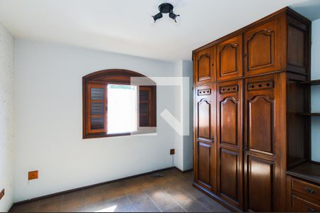 Casa à venda com 4 quartos, 360m² em Jardim Vila Galvao, Guarulhos