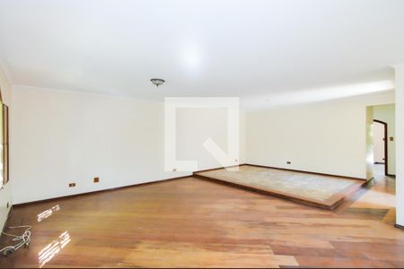 Casa à venda com 4 quartos, 360m² em Jardim Vila Galvao, Guarulhos