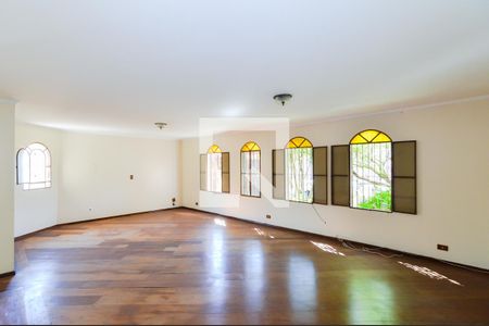 Casa à venda com 4 quartos, 360m² em Jardim Vila Galvao, Guarulhos