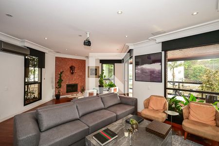 Sala de apartamento à venda com 4 quartos, 246m² em Real Parque, São Paulo