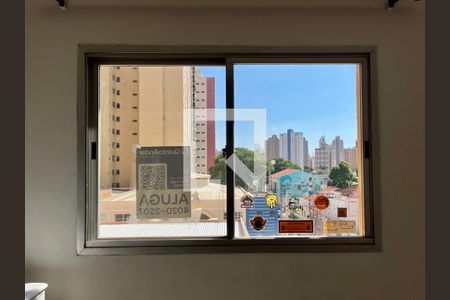 Janela de apartamento para alugar com 1 quarto, 30m² em Vila Itapura, Campinas