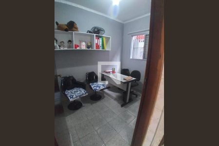 Foto 21 de casa à venda com 4 quartos, 220m² em Burgo Paulista, São Paulo