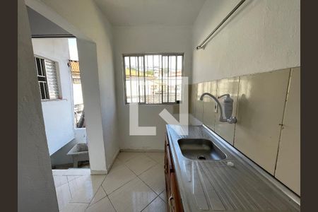 Cozinha de casa para alugar com 1 quarto, 30m² em Jaguaré, São Paulo