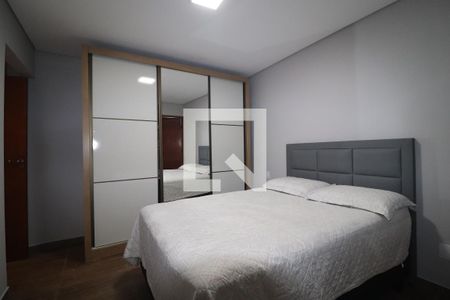Quarto 1 suíte de casa à venda com 2 quartos, 110m² em Vila Curuçá, Santo André