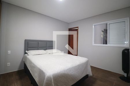 Quarto 1 suíte de casa à venda com 2 quartos, 110m² em Vila Curuçá, Santo André