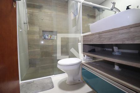 Banheiro Quarto 1 suíte de casa à venda com 2 quartos, 110m² em Vila Curuçá, Santo André