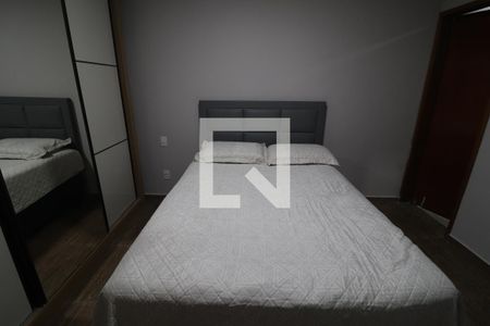 Quarto 1 suíte de casa à venda com 2 quartos, 110m² em Vila Curuçá, Santo André