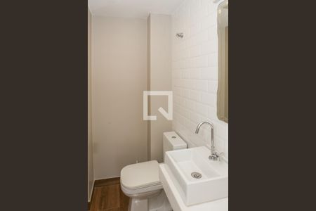 Lavabo de apartamento para alugar com 2 quartos, 104m² em Perdizes, São Paulo