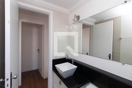 Banheiro Social de apartamento para alugar com 2 quartos, 65m² em Vila Leonor, São Paulo