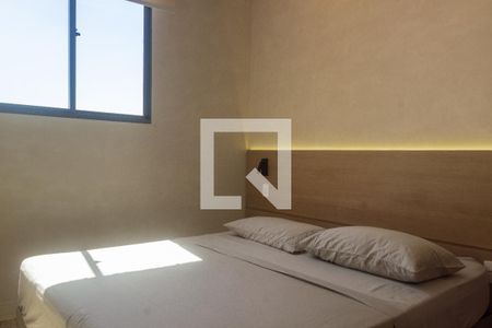 Quarto 1 de apartamento à venda com 2 quartos, 45m² em Santo Cristo, Rio de Janeiro