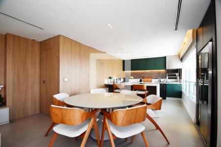 Sala de jantar de apartamento à venda com 3 quartos, 198m² em Pinheiros, São Paulo