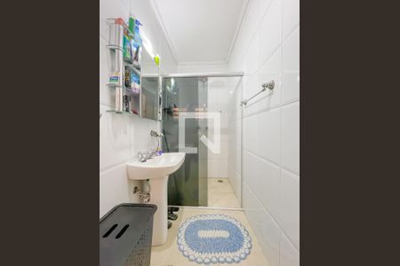 Banheiro da Suíte 1 de casa para alugar com 5 quartos, 135m² em Remédios, Osasco