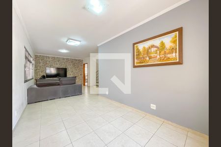 Sala de casa para alugar com 5 quartos, 135m² em Remédios, Osasco