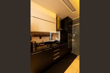 Cozinha de apartamento à venda com 2 quartos, 63m² em Melville Empresarial I E Ii, Barueri