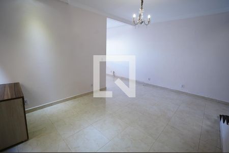 Casa para alugar com 4 quartos, 290m² em Jardim América, Goiânia