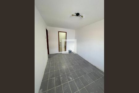 Casa para alugar com 2 quartos, 150m² em Bangu, Rio de Janeiro