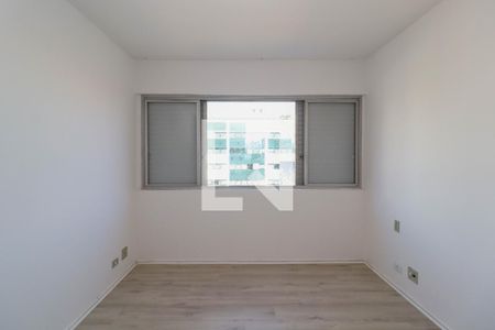 Suíte de apartamento para alugar com 3 quartos, 100m² em Pinheiros, São Paulo