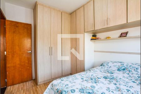 Quarto 1 de apartamento para alugar com 2 quartos, 45m² em Vila Vitória, Santo André