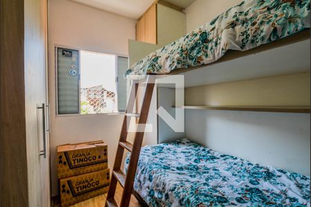 Quarto 2 de apartamento para alugar com 2 quartos, 45m² em Vila Vitória, Santo André