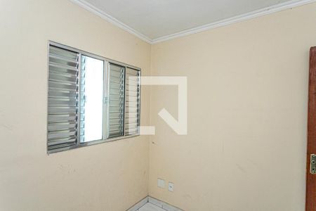 Quarto 1 de casa para alugar com 2 quartos, 65m² em Jardim Carombé, São Paulo