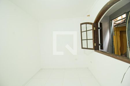 Quarto 1 de casa para alugar com 2 quartos, 60m² em Jardim Roberto, Osasco