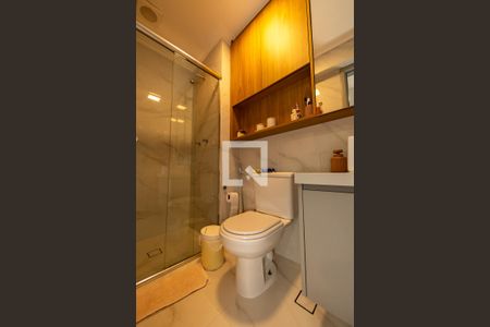 Banheiro da suite 1 de apartamento à venda com 3 quartos, 107m² em Empresarial 18 do Forte, Barueri