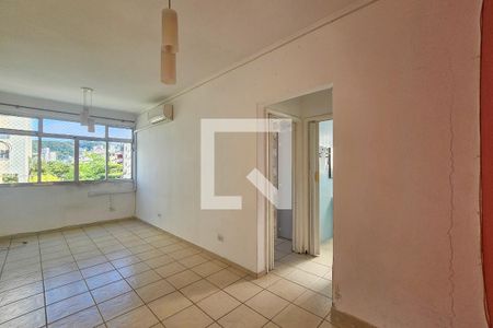 Apartamento para alugar com 1 quarto, 50m² em Jardim Las Palmas, Guarujá