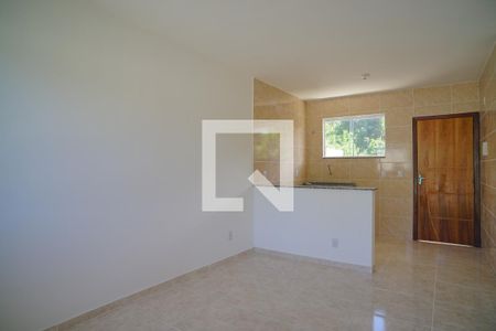 Sala de casa para alugar com 2 quartos, 50m² em Inoã, Maricá