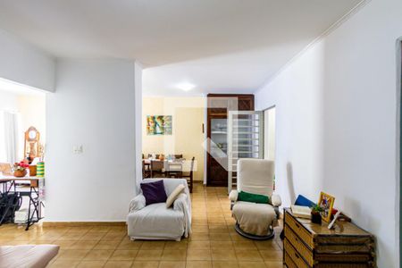 Casa à venda com 3 quartos, 230m² em Vila Anglo Brasileira, São Paulo
