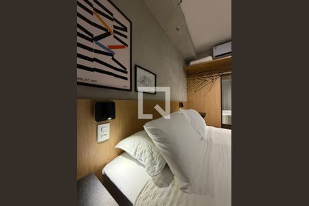 Sala/Quarto de kitnet/studio à venda com 1 quarto, 32m² em Santo Amaro, São Paulo