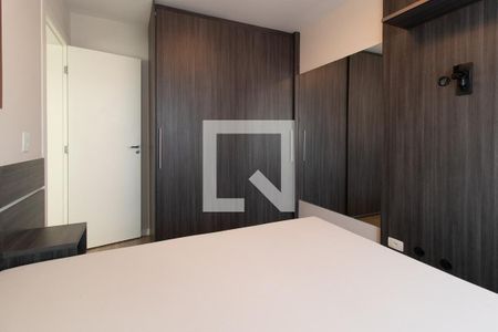 Quarto 1 de apartamento para alugar com 2 quartos, 50m² em Uberaba, Curitiba