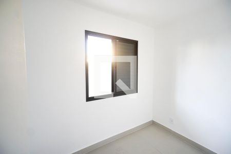 Quarto 01 de apartamento para alugar com 2 quartos, 41m² em Vila Esperança, São Paulo