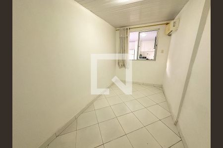 Quarto 2 de apartamento para alugar com 2 quartos, 40m² em Forquilhinhas, São José