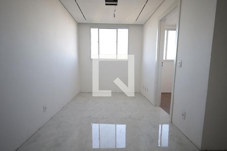 Sala de apartamento para alugar com 2 quartos, 34m² em Santa Maria, Santo André