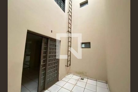 Casa para alugar com 3 quartos, 270m² em Cidade Jardim, Uberlândia