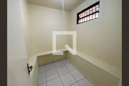 Casa para alugar com 3 quartos, 270m² em Cidade Jardim, Uberlândia
