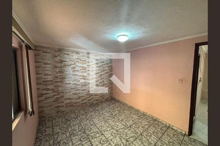 Quarto 1 de casa para alugar com 2 quartos, 60m² em Parque Boturussu, São Paulo