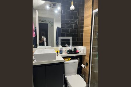 Banheiro de apartamento para alugar com 2 quartos, 43m² em Parque Reboucas, São Paulo