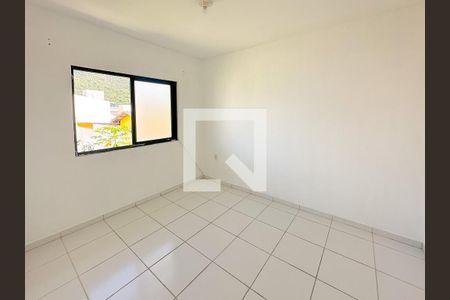 Quarto 1 de apartamento para alugar com 2 quartos, 60m² em São João do Rio Vermelho, Florianópolis