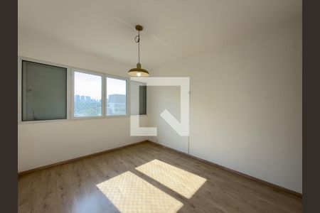 Suíte de apartamento para alugar com 3 quartos, 100m² em Pinheiros, São Paulo