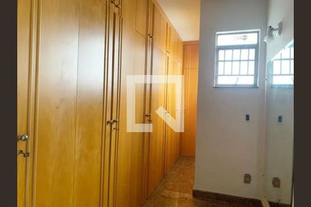 Casa para alugar com 4 quartos, 475m² em Floramar, Belo Horizonte