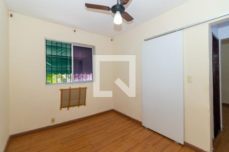 Quarto 1 de apartamento para alugar com 2 quartos, 43m² em Realengo, Rio de Janeiro
