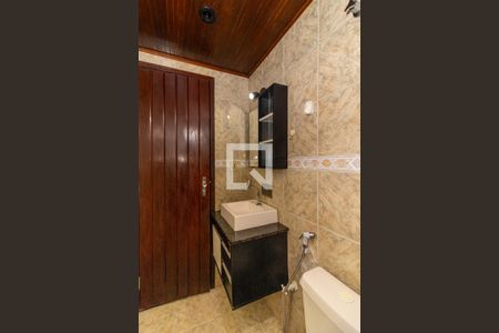 Banheiro de apartamento para alugar com 2 quartos, 43m² em Realengo, Rio de Janeiro