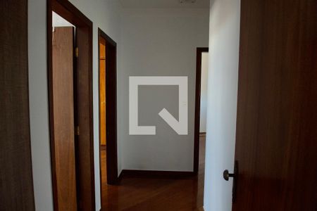 Corredor de apartamento à venda com 3 quartos, 86m² em Salgado Filho, Belo Horizonte