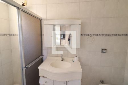 Banheiro da Suíte 1 de casa à venda com 3 quartos, 280m² em Jardim D’abril, Osasco