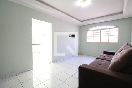 Sala 2 de casa para alugar com 4 quartos, 330m² em Marta Helena, Uberlândia
