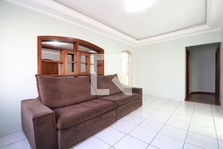 Sala 2 de casa para alugar com 4 quartos, 330m² em Marta Helena, Uberlândia